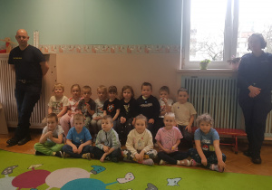 Grupa Żółta z ze Strażnikami