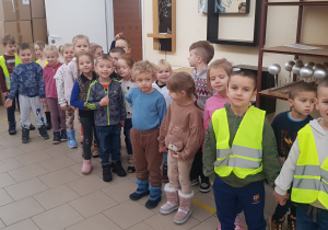 Grupa czerwona w Fabryce Bombek